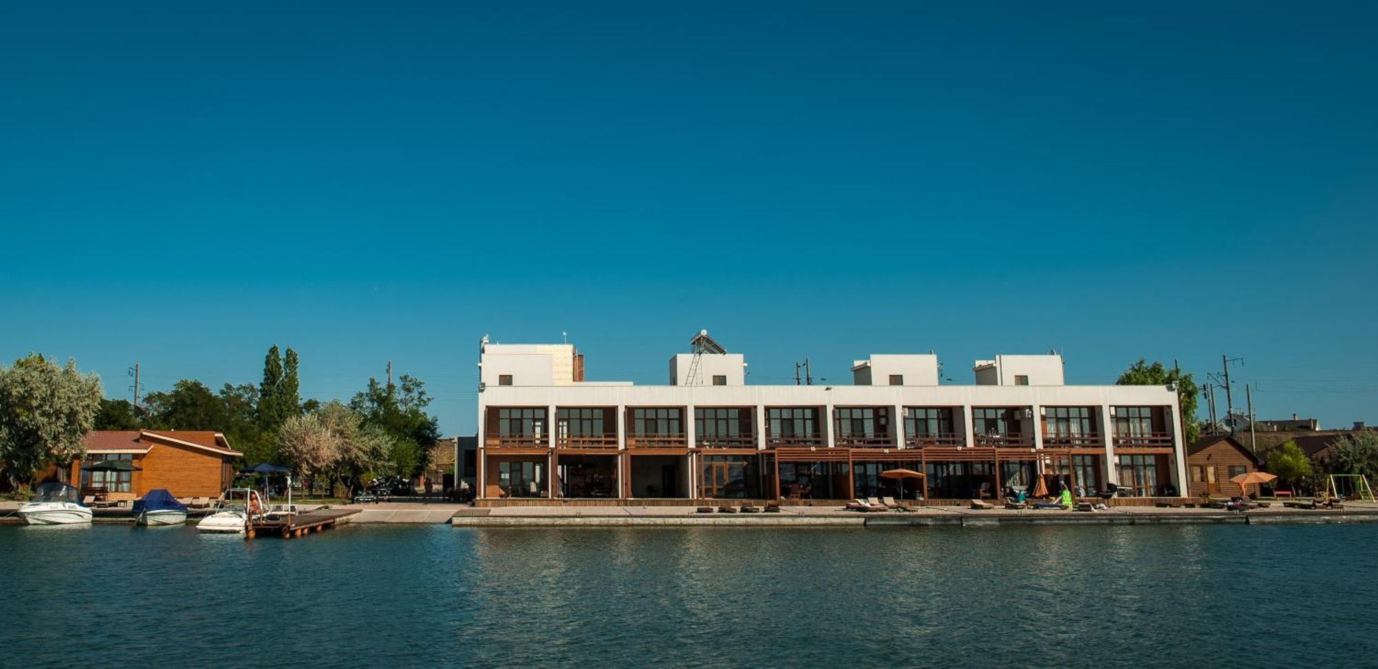 Prichal 80 Hotel Bugaz Exterior foto