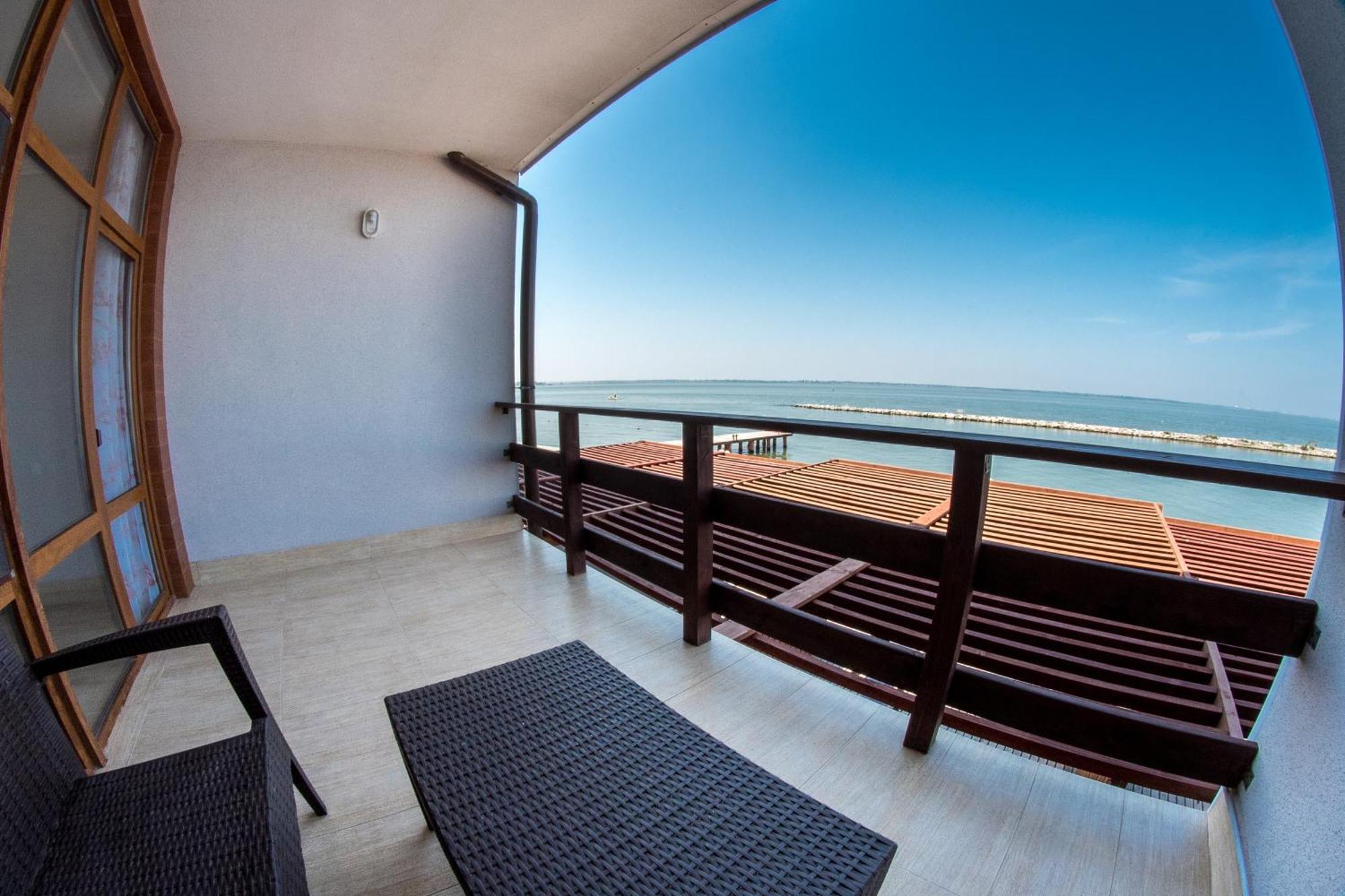 Prichal 80 Hotel Bugaz Exterior foto